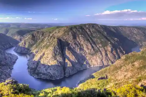 From Santiago: Ribeira Sacra History & Art Trip with Cruise