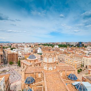 Valencia: Self-guided Audio Tour on Your Smartphone