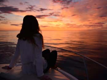 Naturpark Cabo de Gata: Sunset Sailing Tour mit Cava