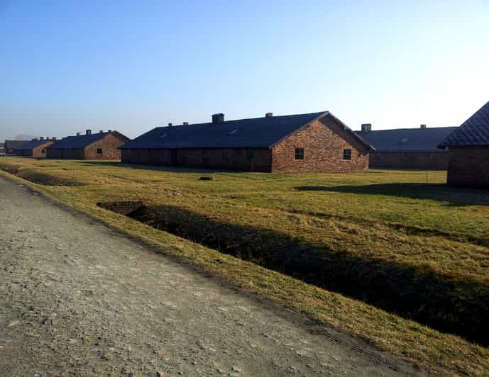 Oświęcim: Bilety Wstępu Bez Kolejki Do Auschwitz-Birkenau | GetYourGuide