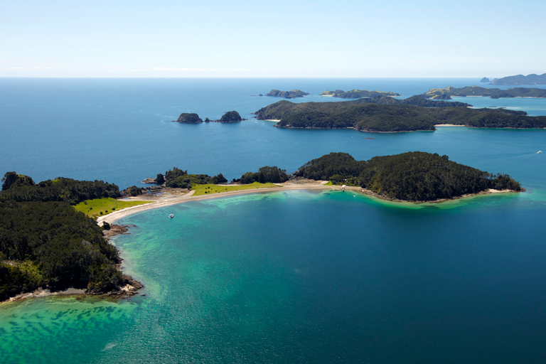 Paihia/Russell: Hole in the Rock Cruise mit 2 InselstoppsVon Paihia aus: Hole in the Rock Cruise & 2 Insel Zwischenstopps