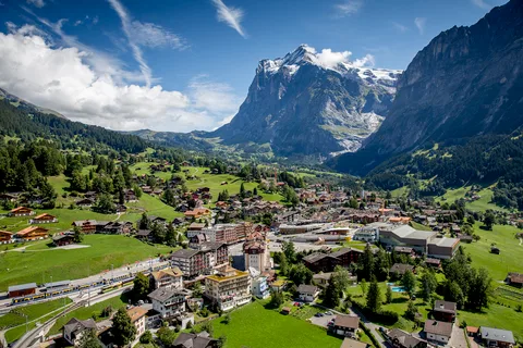 From Lucerne: Day Trip to Grindelwald & Lauterbrunnen