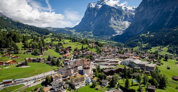 Von Luzern aus: Tagestour nach Grindelwald & Lauterbrunnen