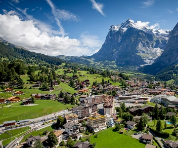 From Lucerne: Day Trip to Grindelwald & Lauterbrunnen