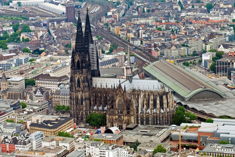 Cologne: Guided Walking Tour of the Cathedral Exterior