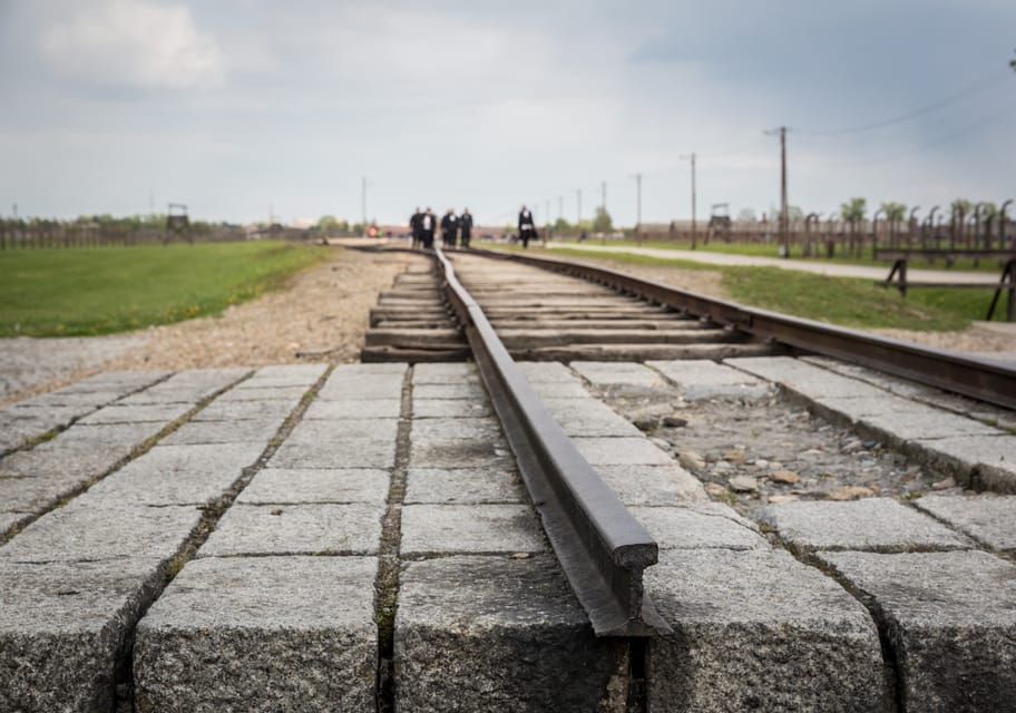 Desde Cracovia: Excursión A Auschwitz Birkenau Con Transporte ...