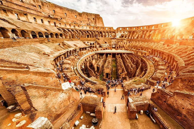 Rome: Colosseum, Palatine & Roman Forum Tour with Fast Entry