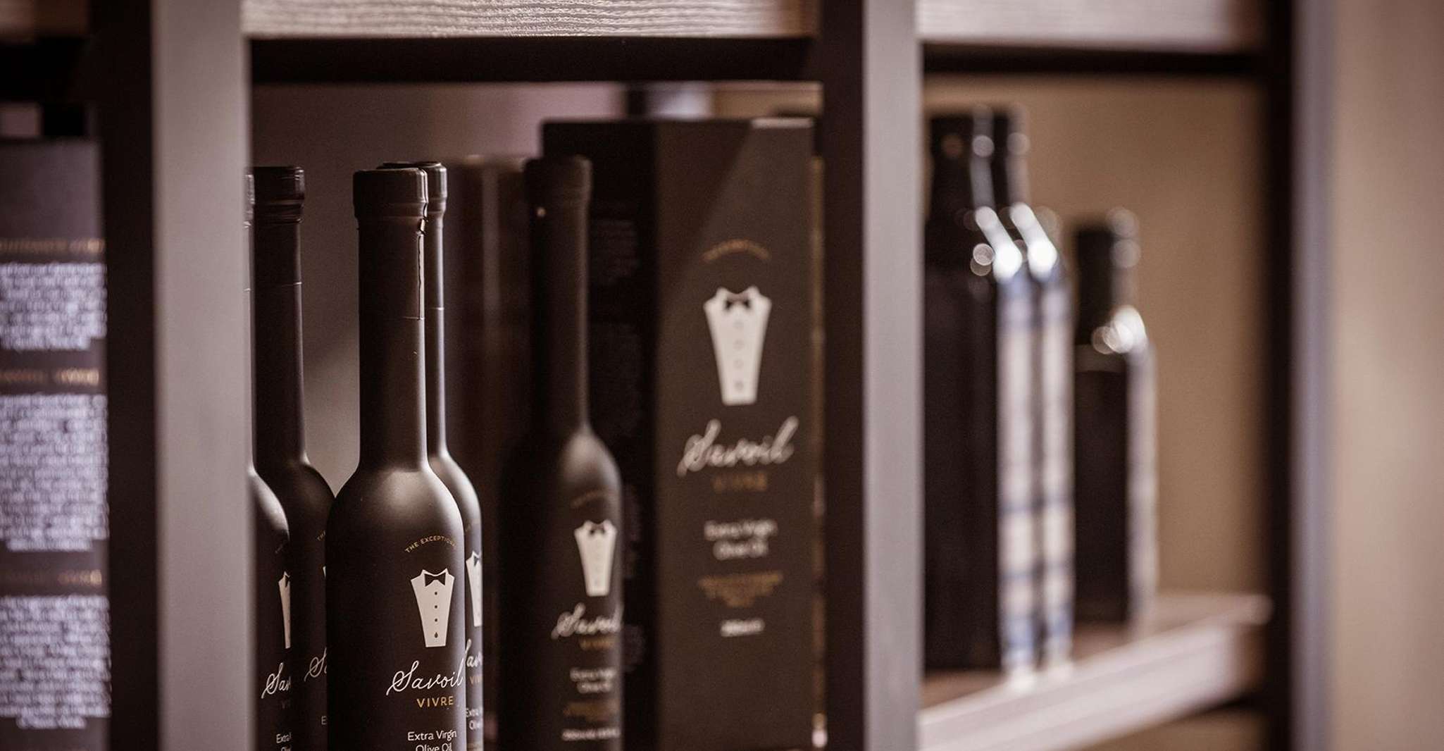 Degustación de aceite de oliva cretense con comida de cocina cretense - Hizvo