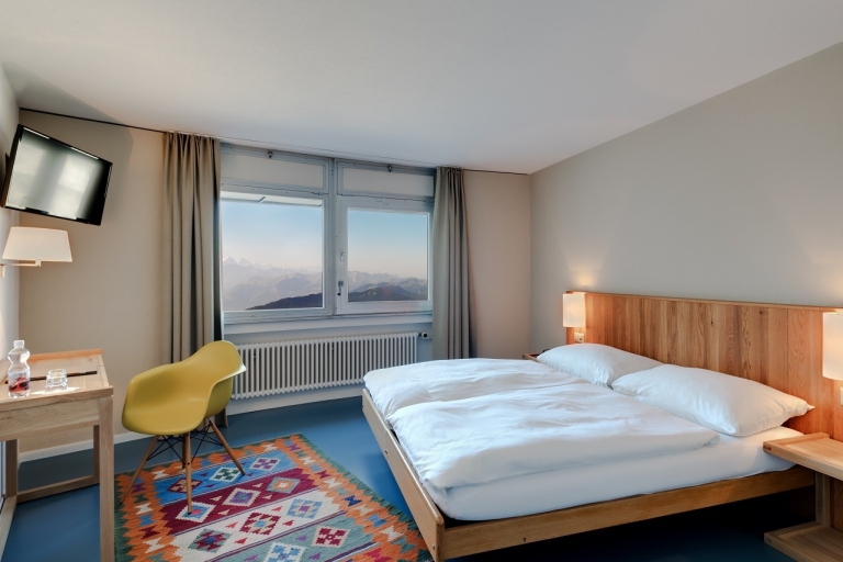 Mt. Pilatus and Mt. Titlis 2-Day Tour from Zurich Double Room