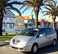 Desde Aveiro, Barra Beach Lighthouse y Costa Nova Guided Tour - Housity