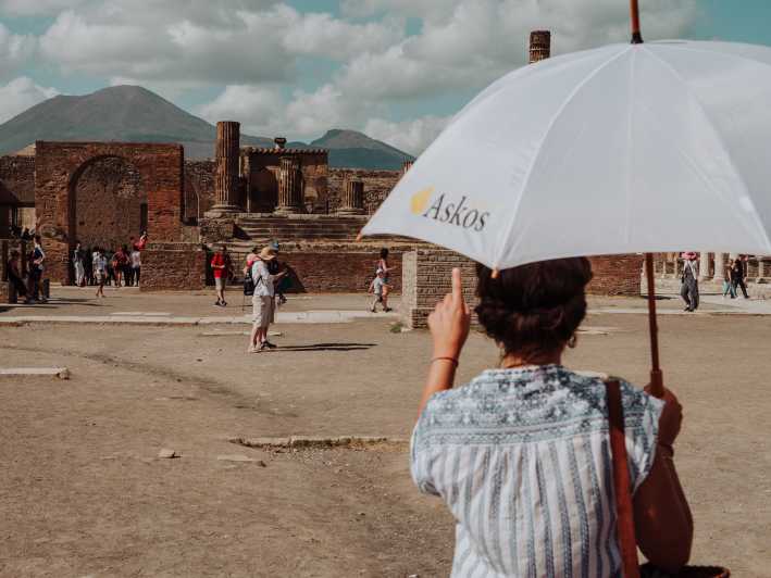 Pompeii and Mount Vesuvius: Small-Group Skip-The-Line Tour