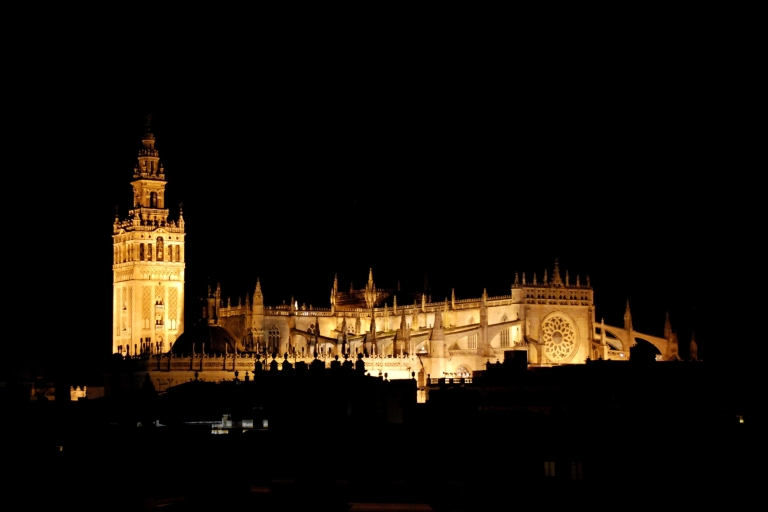 Sevilla: Paranormaler Rundgang auf SpanischGeteilte Tour auf Spanisch