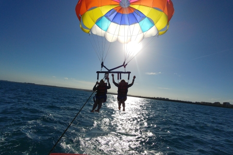 Alicante: excursion en bateau et expérience de parachute ascensionnel avec boisson