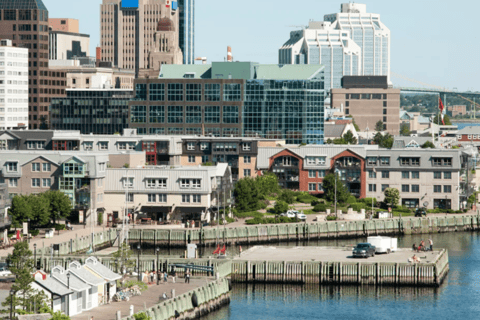Tour esclusivo in auto per piccoli gruppi a Halifax con Peggy's Cove