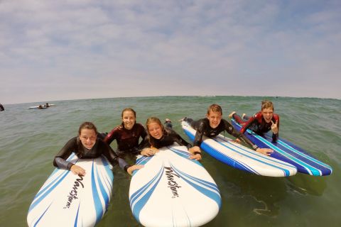 San Diego: lezione di surf di gruppo privata