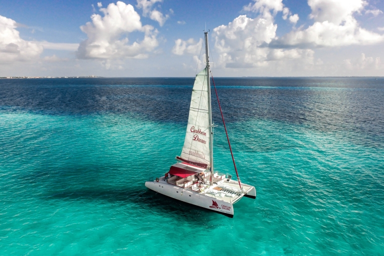 Cancún : catamaran à Isla Mujeres et visite de la ville avec déjeuner et boissons