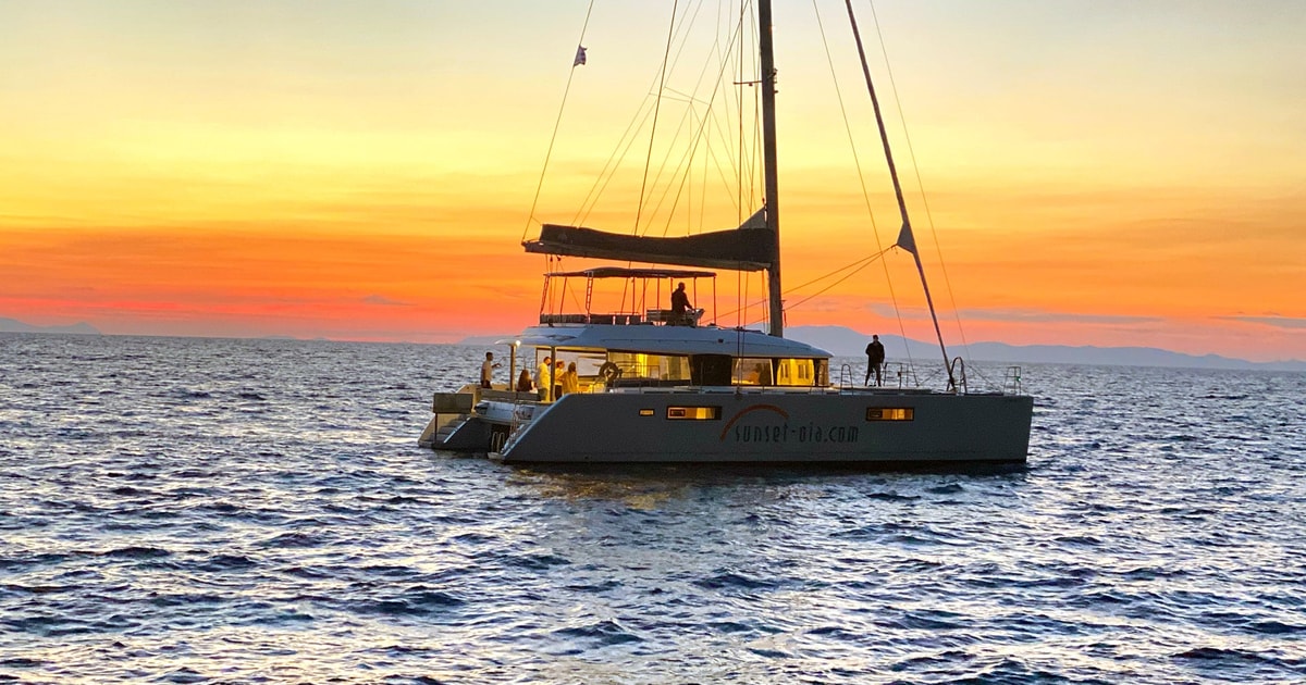 Santorin Luxuri Se Katamaran Kreuzfahrt Mit Mahlzeit Open Bar