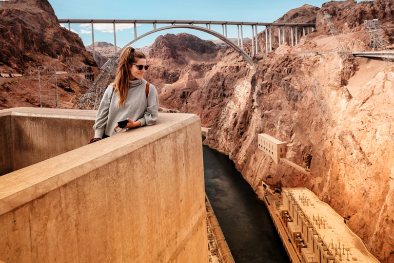 Las Vegas : visite du barrage Hoover et des sept montagnes magiques