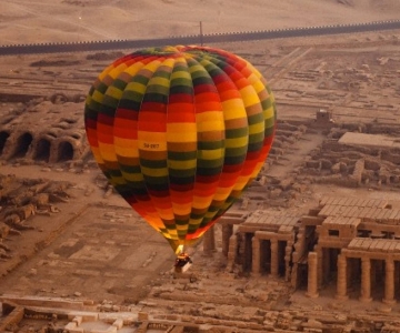 Hurghada: Luxor Heißluftballonfahrt und Tagestour mit Mahlzeiten