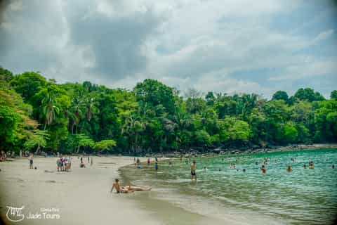 Manuel Antonio or Quepos: Manuel Antonio National Park Tour