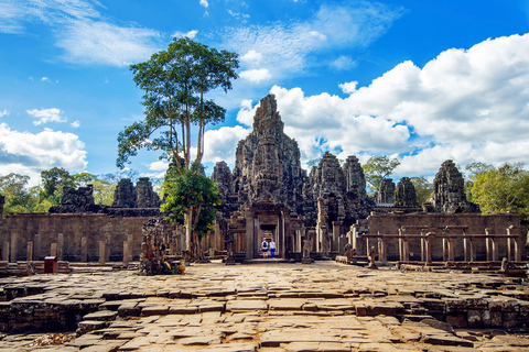 From Siem Reap: Angkor Wat Full-Day Private Tour & Sunrise