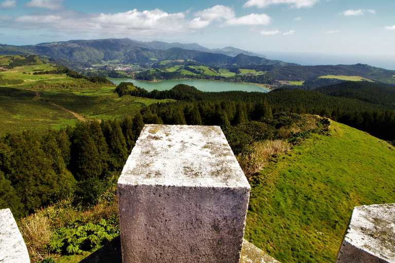 Ponta Delgada: Joias escondidas de São Miguel Excursão de 1 dia em Van