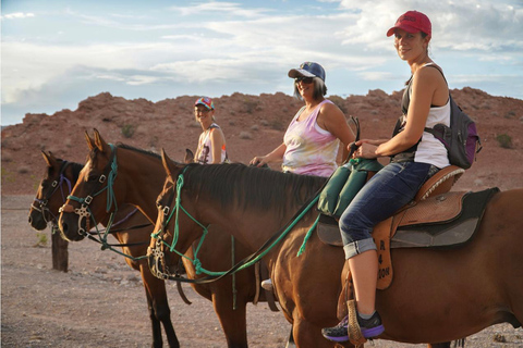 Las Vegas: Horseback Riding Tour with Lunch
