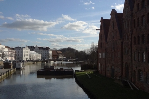 Lübeck: Self-Guided Smartphone Scavenger Hunt Walking Tour