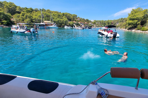 Split-Blue Lagoon, Šolta Shipwreck & Maslinca Private Tour