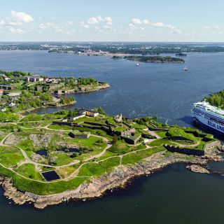 Stockholm: Overnight Cruise to/from Helsinki with Breakfast