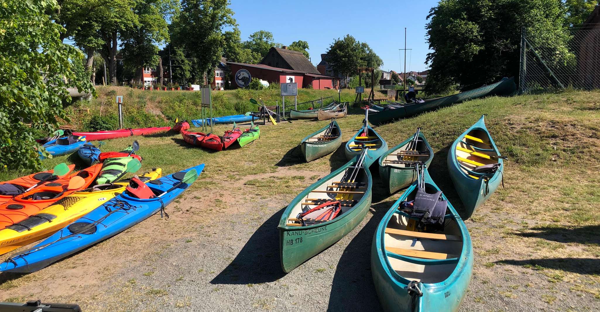 Bremen, alquiler de kayak de día completo en el río Wümme - Hizvo