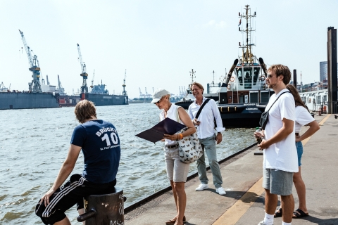 Lübeck: Travemünde Port Scavenger Hunt met GPS en Radio