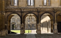 Cambridge hoogtepunten, beroemde Alumni Exploration Game - Hizvo