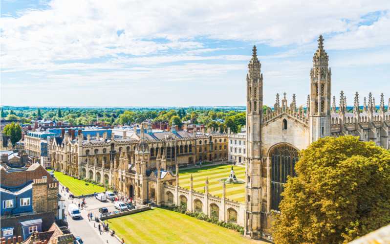 Punti salienti di Cambridge: famoso gioco di esplorazione degli ex studenti