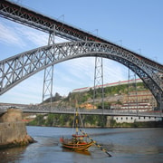 Porto: Privé Tuk Tuk-tour Met Riviercruise En Wijnproeverij | GetYourGuide