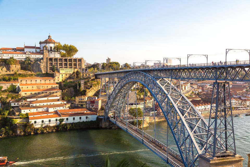 Porto: Tuk-Tuk Tour, Riviercruise Op De Douro En Wijnproeverij ...