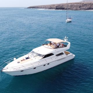 From Fuerteventura: Princess Yacht 3-Hour Cruise & Tapas
