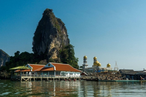 Van Khao Lak: privé James Bond-eiland en zeekanoDuitstalige gids