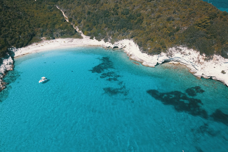 From Lefkimmi: Corfu, Kavos Party Booze CruiseFrom Lefkimmi: Kavos Booze Cruise Party Boat