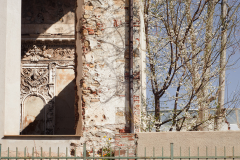 Genoa: Secret Corners Photography Tour and Traditional Snack