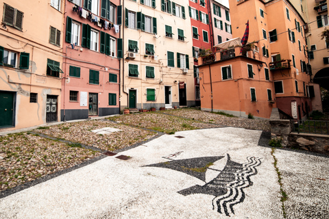 Genoa: Secret Corners Photography Tour and Traditional Snack