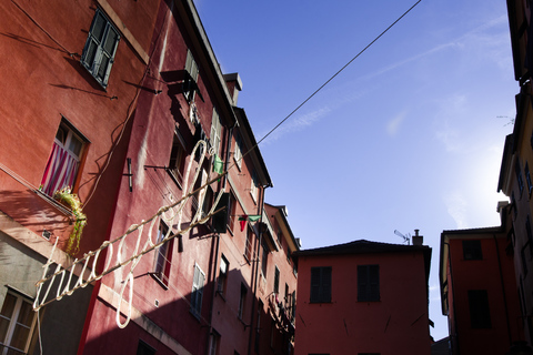 Genoa: Secret Corners Photography Tour and Traditional Snack