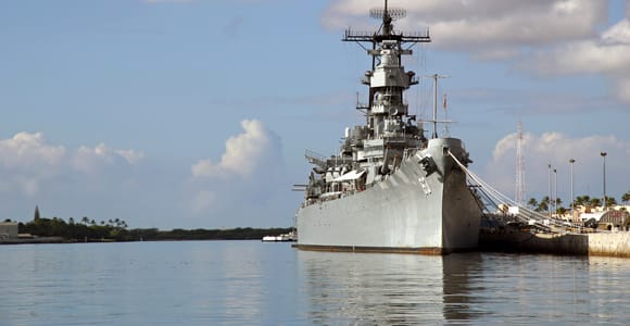 Oahu: Pearl Harbor, USS Arizona, Might Mo, & Honolulu Tour
