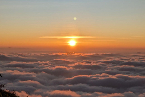 班加罗尔出发南迪山日出之旅（含早餐）班加罗尔出发的南迪山日出之旅（含早餐）