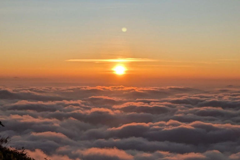 班加罗尔出发南迪山日出之旅（含早餐）班加罗尔出发的南迪山日出之旅（含早餐）