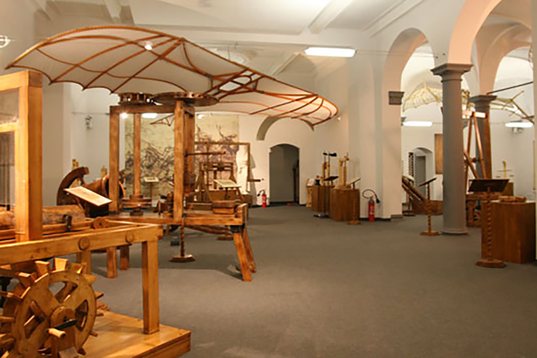 ميلانو: جولة إرشادية في متحف ليوناردو دافنشي مع تذكرةالخيار القياسي