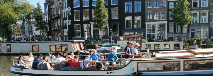 Amsterdam: Bulldog Boat Canal Cruise with Drinks