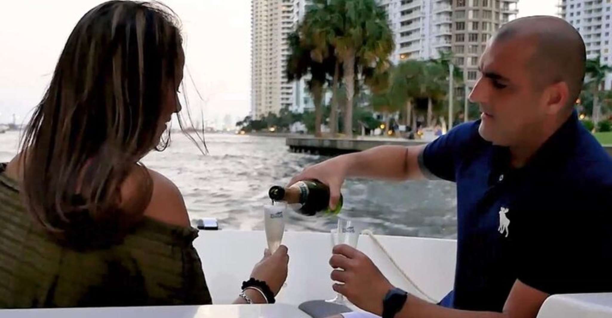 Miami, journée privée, coucher du soleil ou visite en bateau de nuit avec Champagne - Hizvo