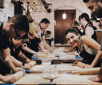 Rome: Pasta Making with Wine Tasting and Dinner in Frascati