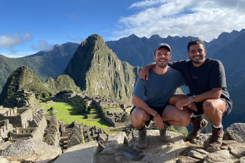 Von Cusco aus: Machu Picchu 2-Tages-ÜbernachtungsreiseMachu Picchu Tagesausflug mit Zugtickets für Hin- und Rückfahrt